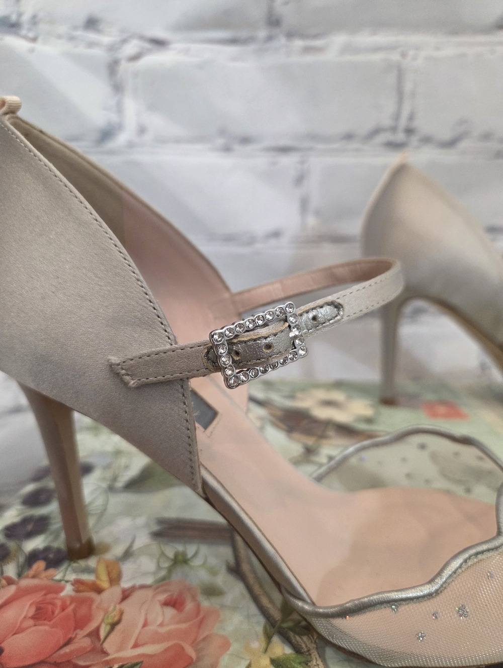 SJP Infinity Pumps In Ivey Raindrop - Picture 7 of 9
